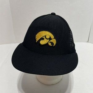 Iowa Hawkeyes Vintage Trucker Hat, Black Snapback, Small/Medium, Logo